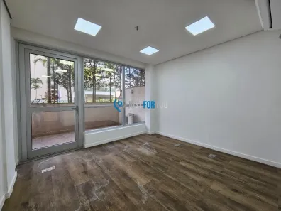 Sala Comercial para alugar, 30m² no Barra Olímpica, Rio de Janeiro