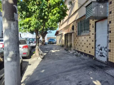 Prédio Residencial para alugar, 35m² no Centro, São Pedro da Aldeia