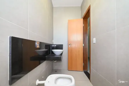 Casa de Condomínio com 3 Quartos para alugar, 270m² no Loteamento Portal do Sol II, Goiânia