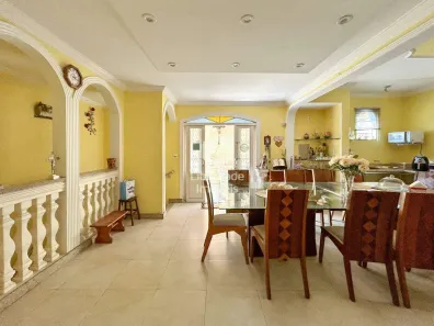 Casa com 4 Quartos à venda, 300m² no Caiçara-Adelaide, Belo Horizonte