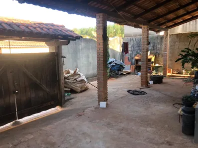 Casa com 3 Quartos à venda, 390m² no Centro, Caetanópolis