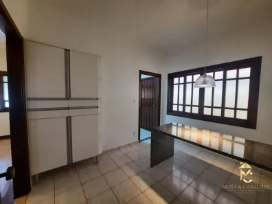 Casa de Condomínio com 4 Quartos para venda ou aluguel, 250m² no Independência, Taubaté