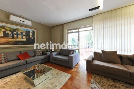 Casa com 3 Quartos à venda, 210m² no São Lucas, Belo Horizonte