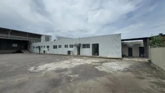 Galpão/Depósito/Armazém para alugar, 700m² no Fazenda Grande do Retiro, Salvador