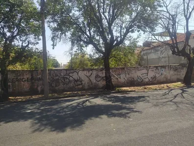 Lote/Terreno à venda, 687m² no Centro, Araraquara