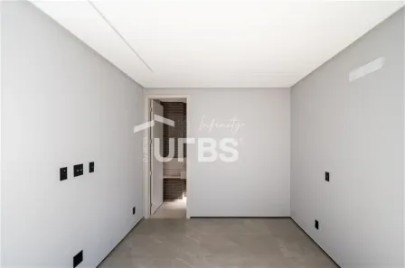 Casa de Condomínio com 4 Quartos à venda, 340m² no Jardins Valência, Goiânia