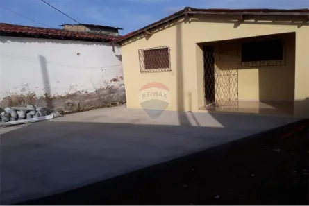 Casa com 2 Quartos para alugar, 60m² no Potengi, Natal