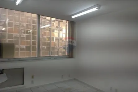 Sala Comercial para alugar, 41m² no Caminho das Árvores, Salvador