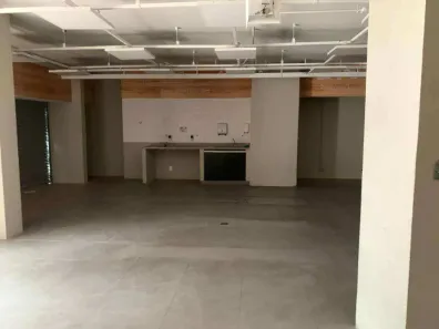 Ponto Comercial para alugar, 200m² no Tanque, Rio de Janeiro