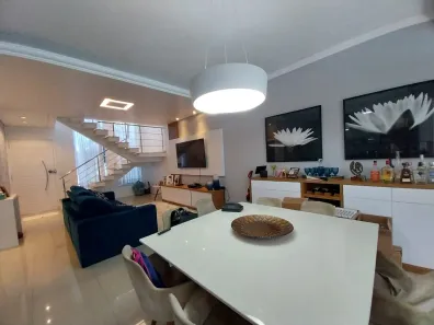 Casa de Condomínio com 3 Quartos à venda, 220m² no Castelos, Tremembé