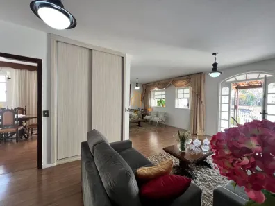 Casa com 4 Quartos à venda, 285m² no Caiçara-Adelaide, Belo Horizonte