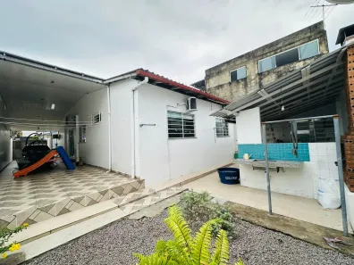 Casa com 3 Quartos à venda, 223m² no Dom Pedro I, Manaus