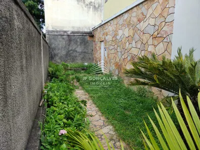 Casa com 3 Quartos à venda, 170m² no Monsenhor Messias, Belo Horizonte
