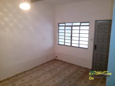 Casa com 2 Quartos para alugar, 80m² no Piraporinha, Diadema
