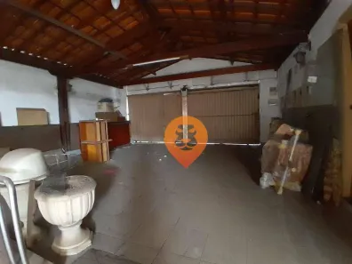 Ponto Comercial para alugar, 210m² no Santa Efigênia, Belo Horizonte