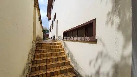 Ponto Comercial com 7 Quartos para alugar, 600m² no Santa Tereza, Belo Horizonte