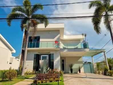 Casa de Condomínio com 4 Quartos à venda, 380m² no Chapada, Manaus