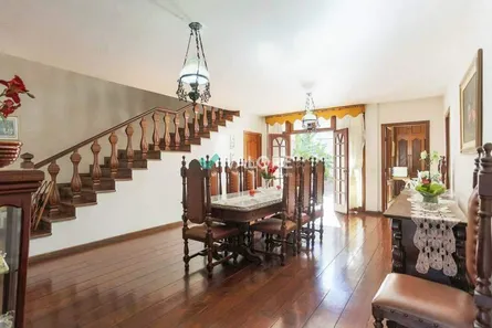 Casa com 5 Quartos à venda, 410m² no Cruzeiro, Belo Horizonte