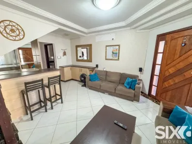 Sobrado com 4 Quartos para alugar, 290m² no Centro, Balneário Camboriú