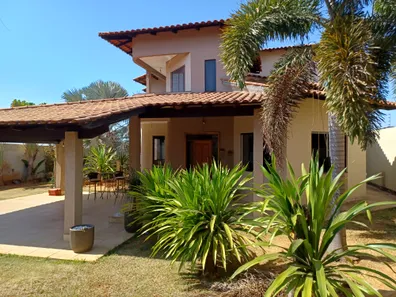 Sobrado com 4 Quartos à venda, 800m² no Setor Habitacional Arniqueira, Brasília