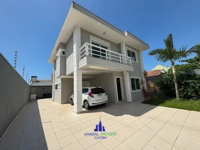 Casa com 4 Quartos à venda, 206m² no Bom Retiro, Matinhos