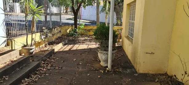 Imóvel Comercial com 3 Quartos à venda, 271m² no Centro, Araraquara