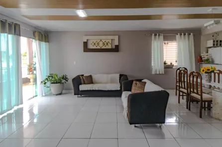 Sobrado com 6 Quartos à venda, 340m² no Parque 10 de Novembro, Manaus