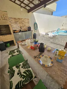 Casa de Condomínio com 3 Quartos para venda ou aluguel, 130m² no Ogiva, Cabo Frio