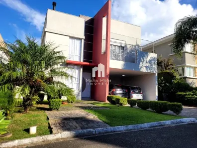 Sobrado com 3 Quartos para venda ou aluguel, 205m² no Tanguá, Almirante Tamandaré