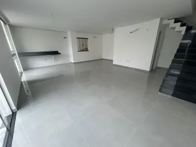 Casa de Condomínio com 3 Quartos à venda, 136m² no Campo Grande, Rio de Janeiro