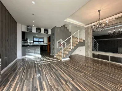 Casa de Condomínio com 3 Quartos à venda, 120m² no Vila Areao, Taubaté