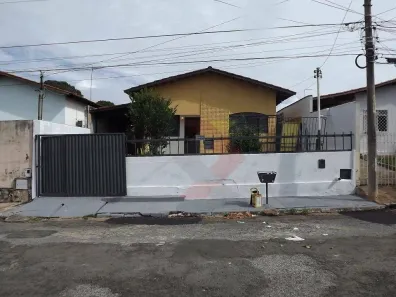 Casa com 4 Quartos para alugar, 200m² no Parque das Laranjeiras, Goiânia