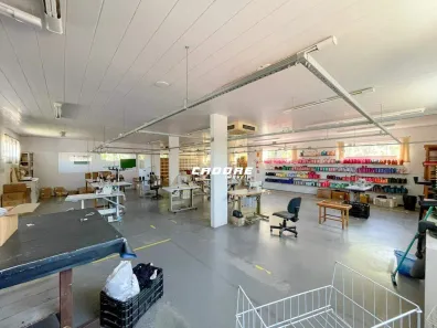 Sala Comercial para alugar, 420m² no Centro, Ilhota