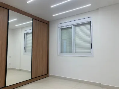 Apartamento com 3 Quartos para alugar, 90m² no Vila Rosa, Goiânia