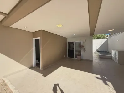 Casa de Condomínio com 3 Quartos para alugar, 140m² no Graciosa - Orla 14, Palmas