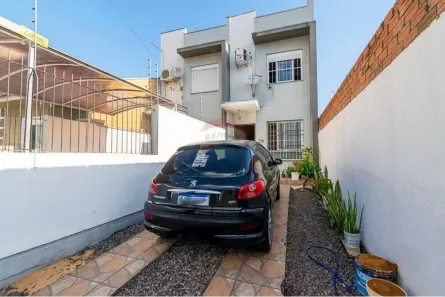Sobrado com 2 Quartos à venda, 71m² no Parque Granja Esperança, Cachoeirinha