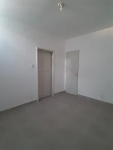 Casa com 2 Quartos para alugar, 60m² no Centro, Nova Iguaçu