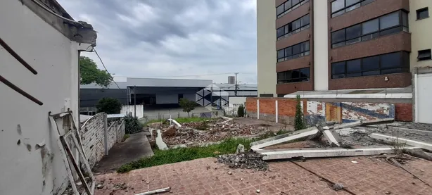 Lote/Terreno à venda, 900m² no Maria Goretti, Bento Gonçalves