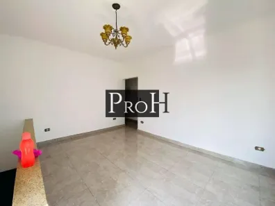 Sobrado com 3 Quartos para alugar, 256m² no Piraporinha, Diadema
