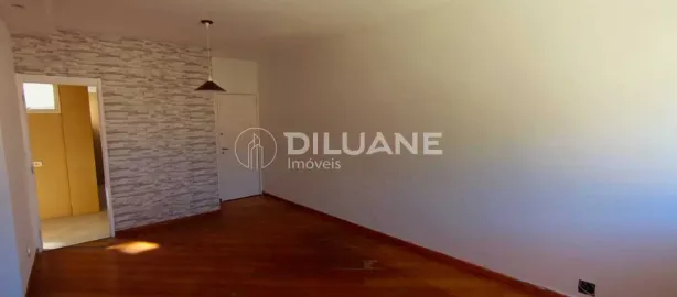 Apartamento com 2 Quartos à venda, 77m² no Leme, Rio de Janeiro