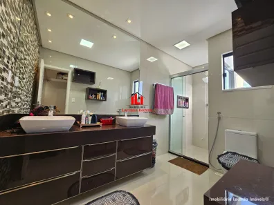 Casa de Condomínio com 3 Quartos para venda ou aluguel, 246m² no Ponta Negra, Manaus