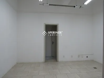 Ponto Comercial para alugar, 28m² no São Pelegrino, Caxias do Sul