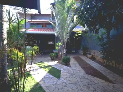 Sobrado com 3 Quartos à venda, 200m² no Vila Real Continuação, Hortolândia