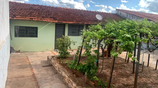 Casa com 3 Quartos à venda, 201m² no Jardim Sao Paulo, Brotas