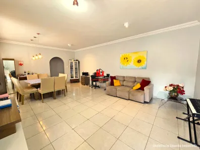 Casa com 3 Quartos à venda, 200m² no Adrianópolis, Manaus