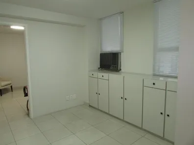 Sala Comercial à venda, 60m² no Cidade Jardim, Belo Horizonte