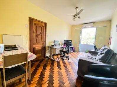 Apartamento com 2 Quartos à venda, 61m² no Navegantes, Porto Alegre