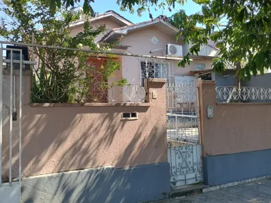 Casa com 3 Quartos à venda, 366m² no São Jorge, Manaus