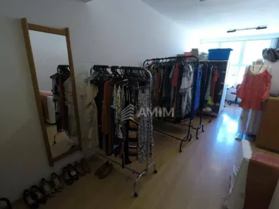 Sala Comercial à venda, 28m² no Itaipu, Niterói