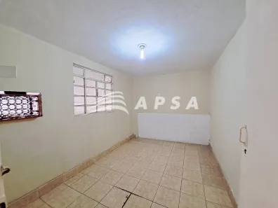 Casa com 3 Quartos para alugar, 70m² no Centro, Nova Iguaçu